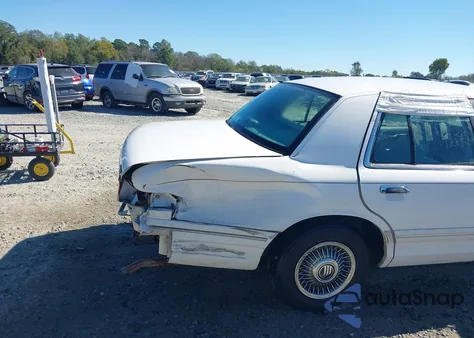 1997 Mercury Grand Marquis Gs z USA, uszkodzony, nr VIN 2MELM74W8VX629487